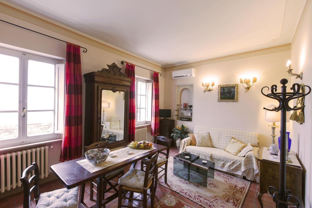 Appartamenti Belvedere Cortona Zimmer foto